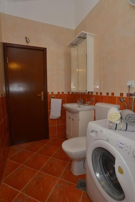 D Apartment Котор Екстер'єр фото